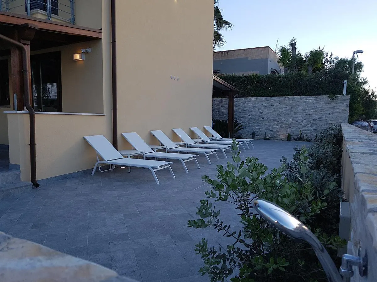 Bed & Breakfast B&B Aloe Comfort Rooms San Vito Lo Capo Italy